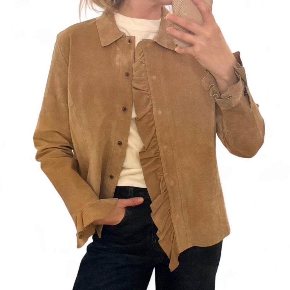 DRY CLEANED Vintage Tan Suede Women's button down jacket / shirt / shacket